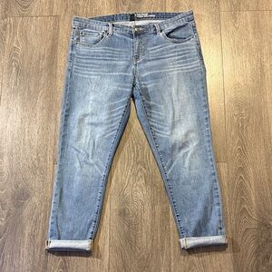GAP Girlfriend Cropped Jeans
